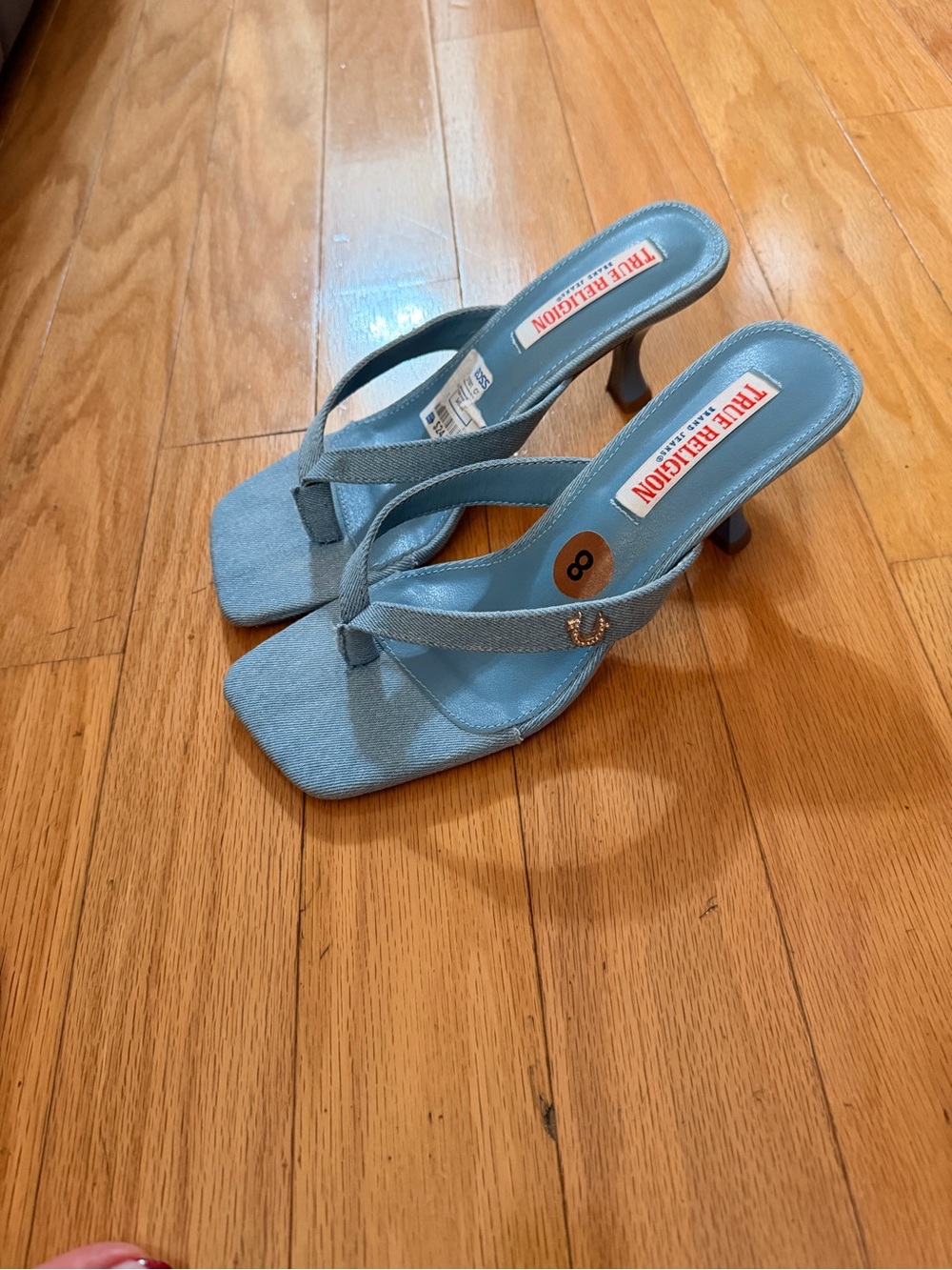 True Religion Light Blue Denim Thong Mules - Picture 5 of 6